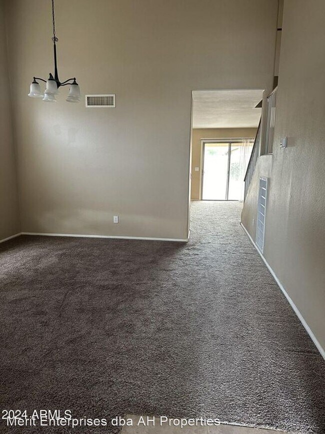 42303 Chambers Dr Maricopa, AZ 85138 photo 2