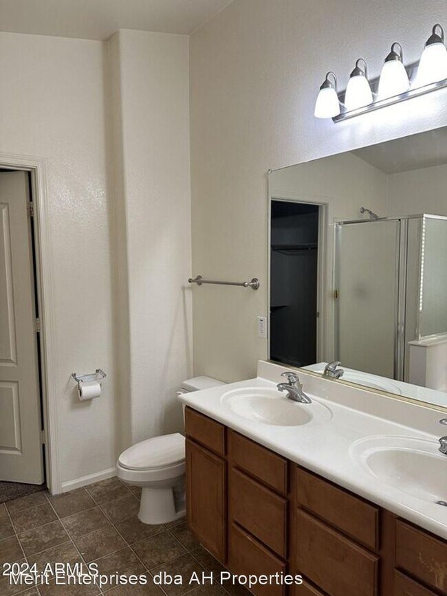 42303 Chambers Dr Maricopa, AZ 85138 photo 5