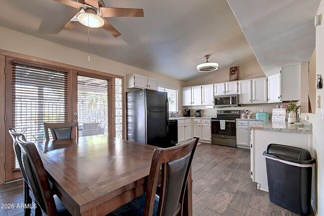 6914 E Beverly Ln Scottsdale, AZ 85254 photo 5