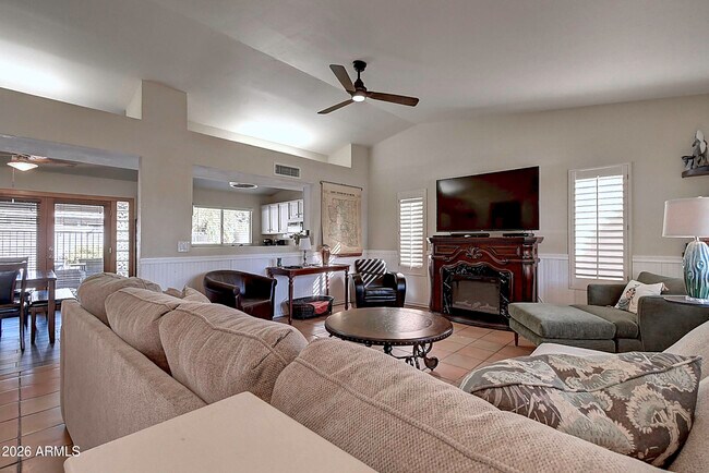 6914 E Beverly Ln Scottsdale, AZ 85254 photo 4
