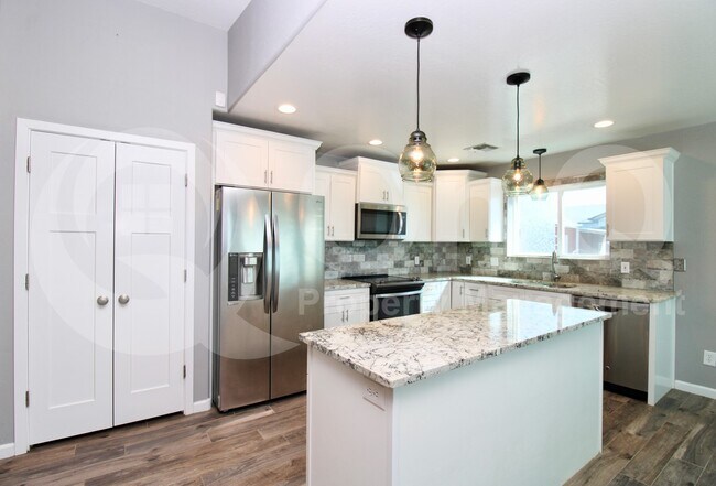 21009 S 194th St Queen Creek, AZ 85142 photo 4