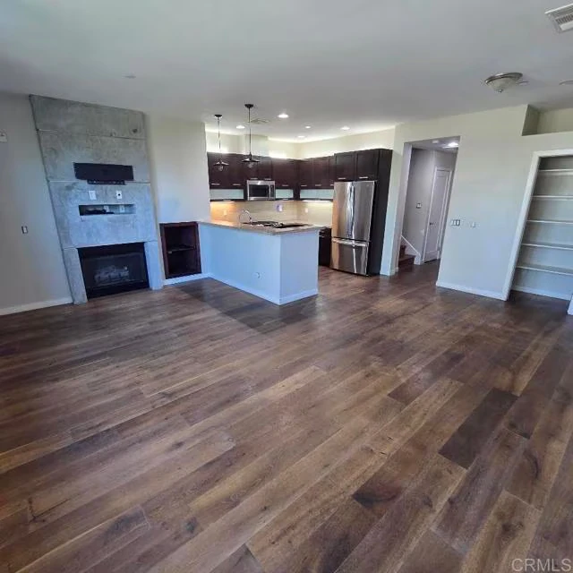 10752 New Grove Trail San Diego, CA 92130 photo 2