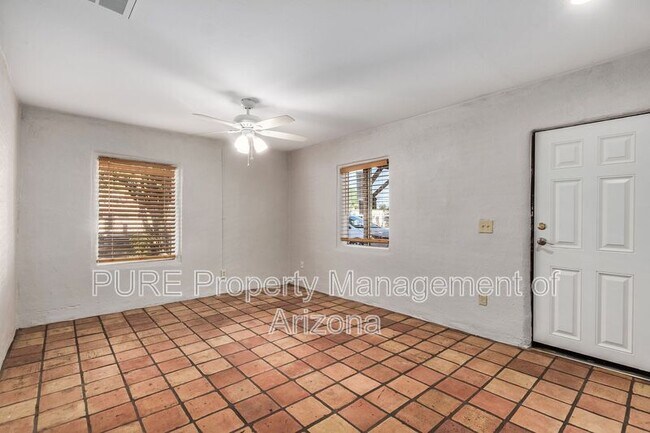 920 S Farmer Ave Tempe, AZ 85281 photo 4