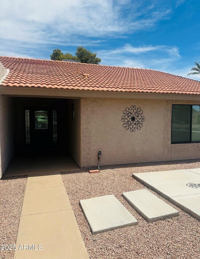 9314 E Sun Lakes Blvd N photo 2