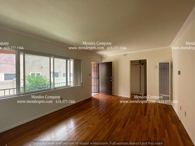 3123 Jarvis St San Diego, CA 92106 photo 3