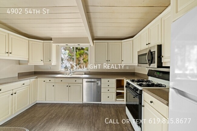 4902 54th St San Diego, CA 92115