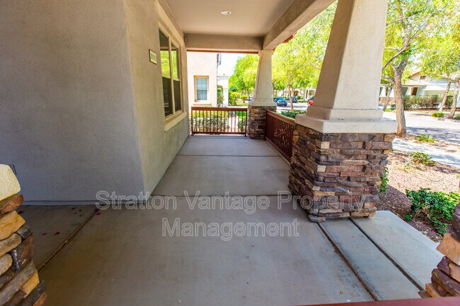 20767 W Ridge Rd Buckeye, AZ 85396 photo 4