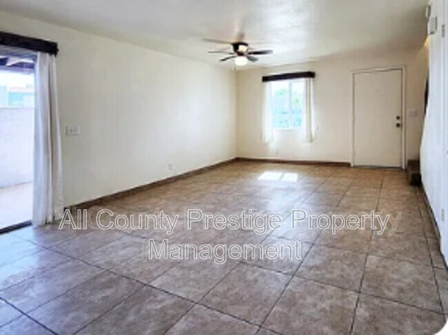 7524 N 47th Dr Glendale, AZ 85301 photo 3