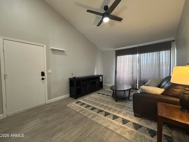1942 S Emerson Mesa, AZ 85210 photo 2
