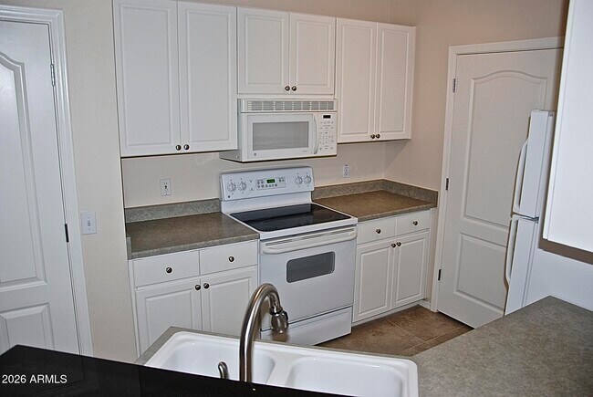 1701 E Colter St Phoenix, AZ 85016 photo 5