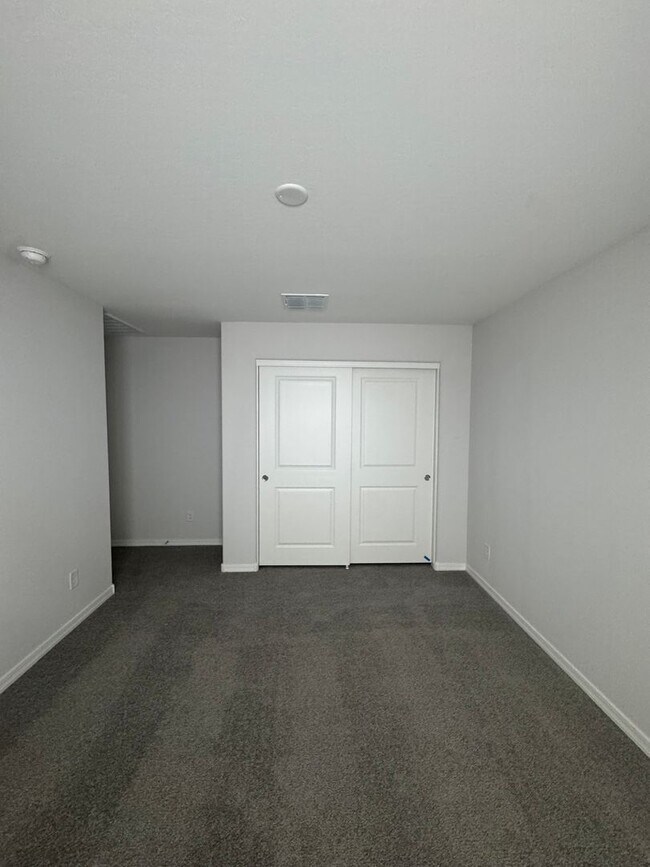 16510 W Whispering Wind Dr Surprise, AZ 85387 photo 3