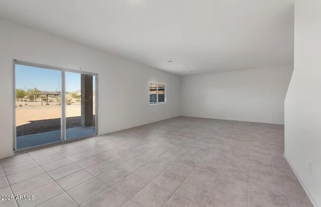 2428 S 246th Ln Buckeye, AZ 85326 photo 3