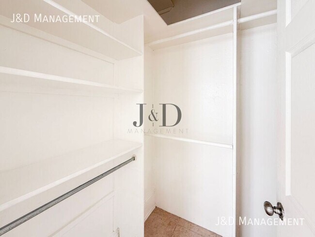 2120 Island Ave San Diego, CA 92102 photo 4
