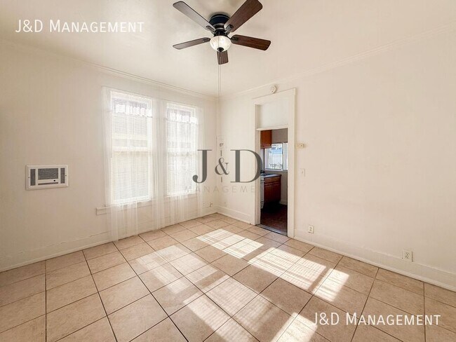 2120 Island Ave San Diego, CA 92102 photo 3