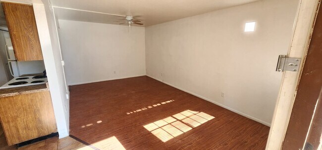 578 W 18th Ave Apache Junction, AZ 85120 photo 4