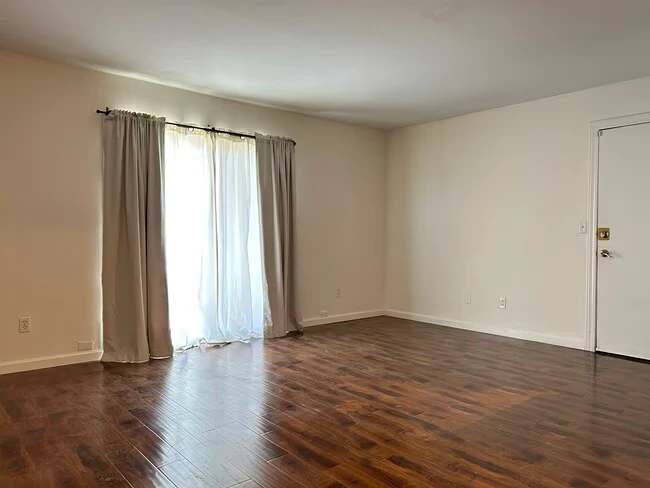 740 W Elm St Phoenix, AZ 85013 photo 4