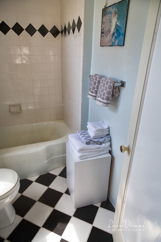 2963 Hawthorn St San Diego, CA 92104 photo 2