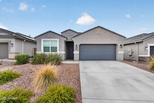 1823 W Sombra Ave photo 3