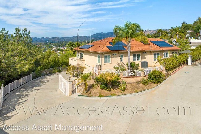 1744 Paradise St Escondido, CA 92026