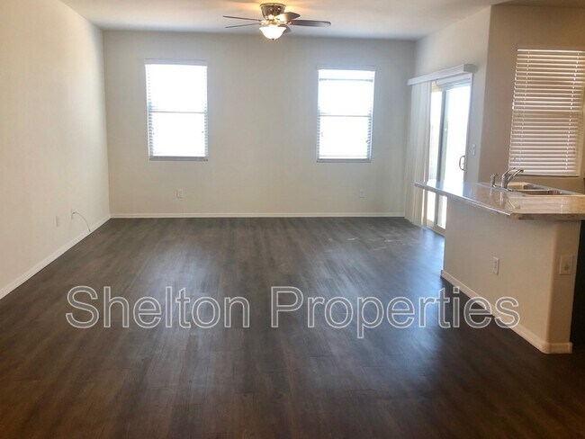 25163 W Burgess Ln Buckeye, AZ 85326 photo 5