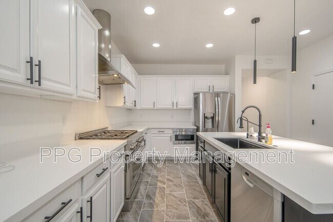 15766 W McKinley St Goodyear, AZ 85338 photo 4