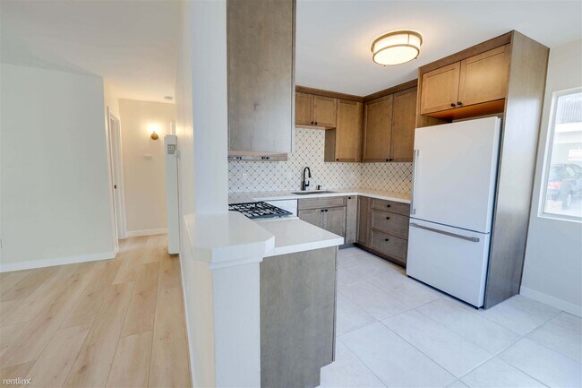 4356 38th St San Diego, CA 92105