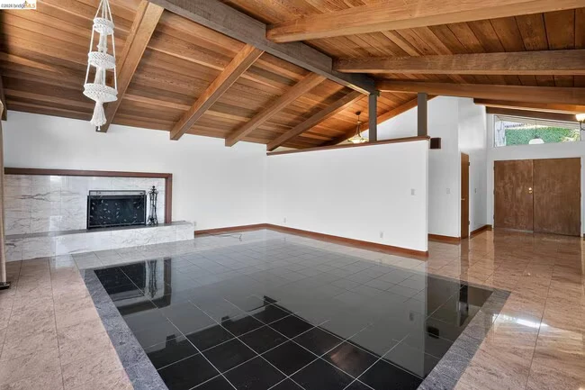 525 Hampton Rd Piedmont, CA 94611 photo 4