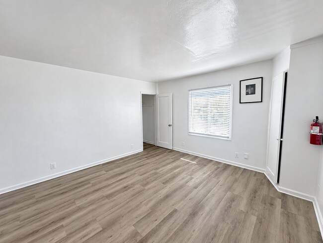 1503 88th Ave Oakland, CA 94621 photo 5