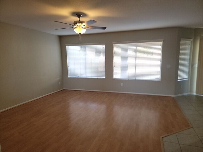 14357 N 154th Ave Surprise, AZ 85379 photo 2