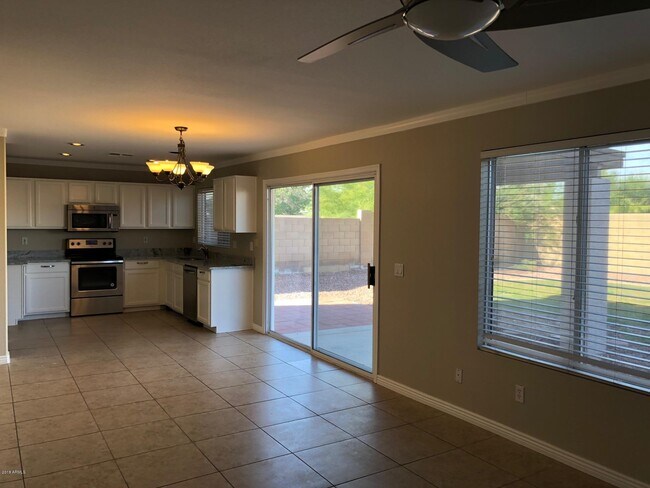 15310 W Evans Dr photo 5