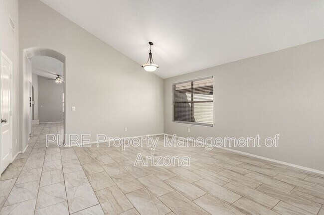 9438 E Plana Ave Mesa, AZ 85212 photo 4