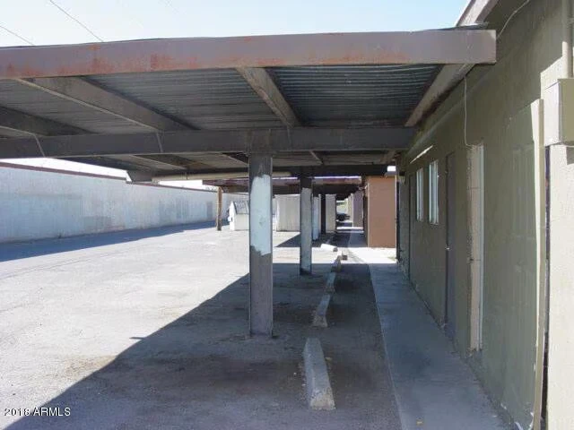 6713 W Palmaire Ave Glendale, AZ 85303 photo 3