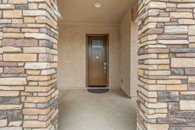 4019 W Piedmont Rd Phoenix, AZ 85339 photo 3