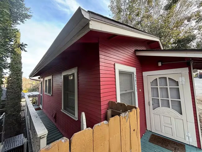 2625 1/2 E St San Diego, CA 92102 photo 4