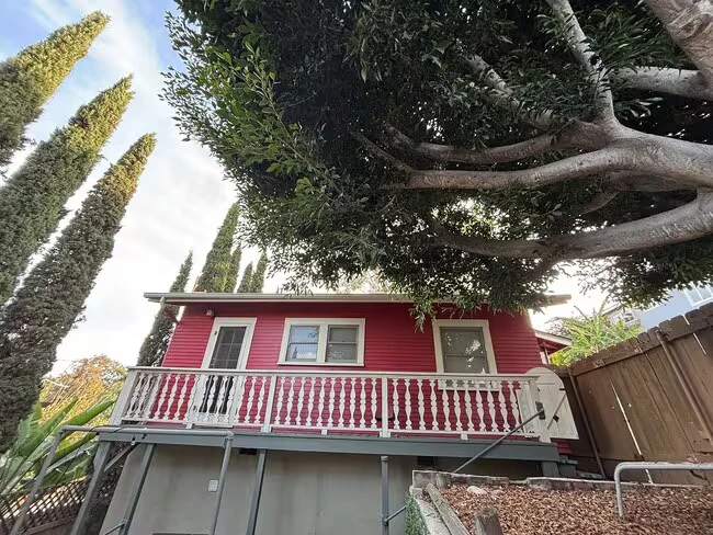 2625 1/2 E St San Diego, CA 92102 photo 3