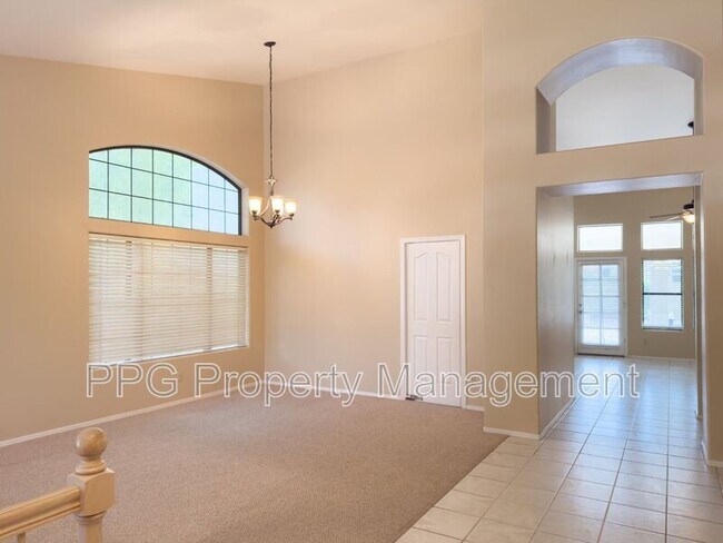 5517 W Aster Dr Glendale, AZ 85304 photo 4