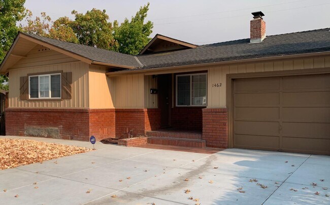 1462 Revere Ave San Jose, CA 95118 photo 2