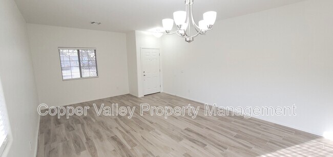 3793 W Wayne Ln Anthem, AZ 85086 photo 5