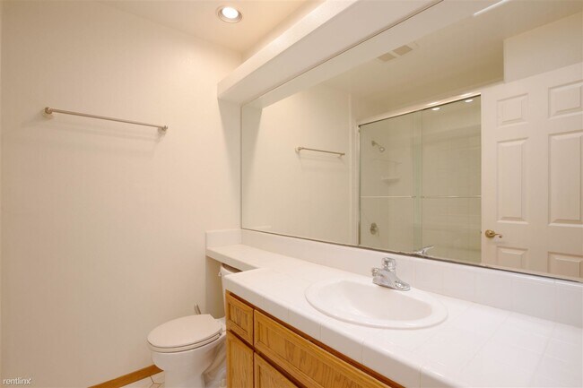 1575 Via Paloma Escondido, CA 92026 photo 4