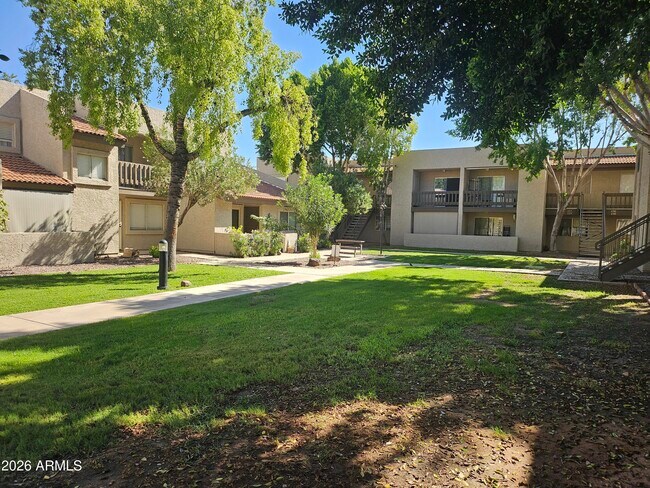 520 N Stapley Dr Mesa, AZ 85203
