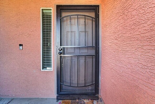 7306 S 14th St Phoenix, AZ 85042 photo 5