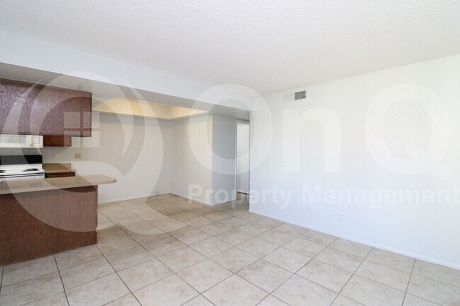 2220 W Dora St Mesa, AZ 85201 photo 5