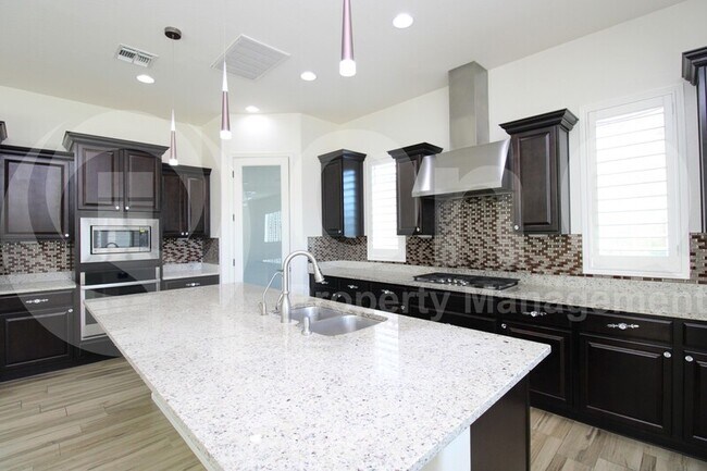 859 E Knightsbridge Way Gilbert, AZ 85297 photo 3