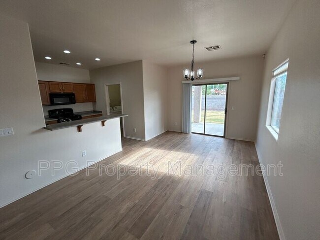 17029 W Carmen Dr Surprise, AZ 85388 photo 4