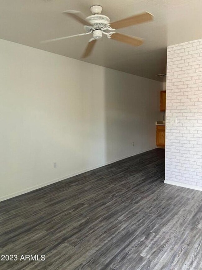 595 W 20th Ave Apache Junction, AZ 85120 photo 3