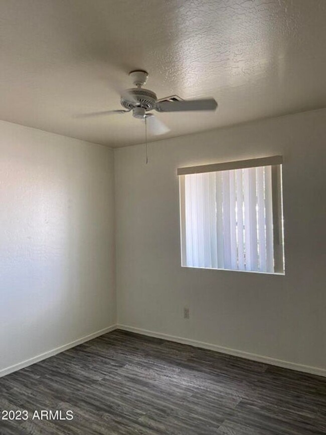 595 W 20th Ave Apache Junction, AZ 85120 photo 5