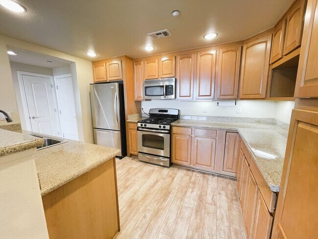 2230 Gellert Blvd South San Francisco, CA 94080 photo 5