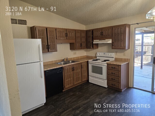 3120 N 67th Ln Phoenix, AZ 85033 photo 5