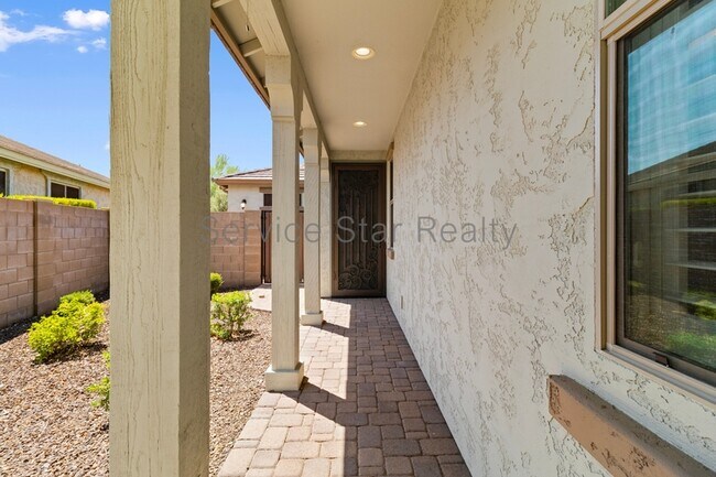 12727 W Lowden Rd Peoria, AZ 85383 photo 3