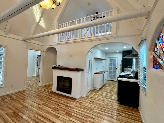 3373.5 30th St San Diego, CA 92104 photo 2